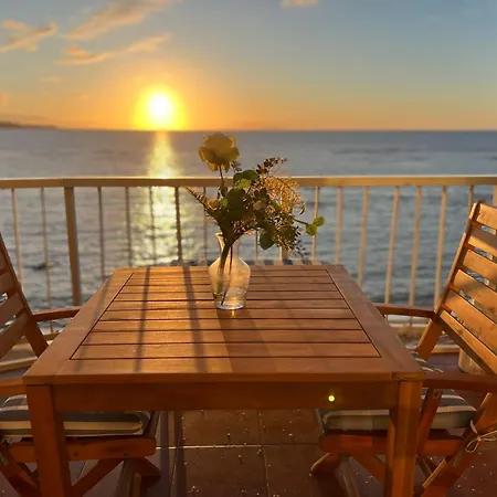 Apartamento Primera Línea Playa *